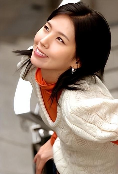 惨？颁奖礼服藏遥控器？遗物曝受辱细节j9九游会网站入口女演员李恩珠有多悲(图4)